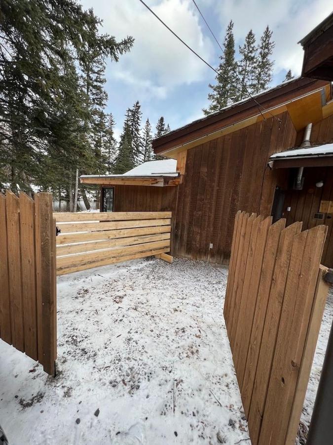 Canmore Cabin By Canadian Rockies Vacation Rentals Exterior photo