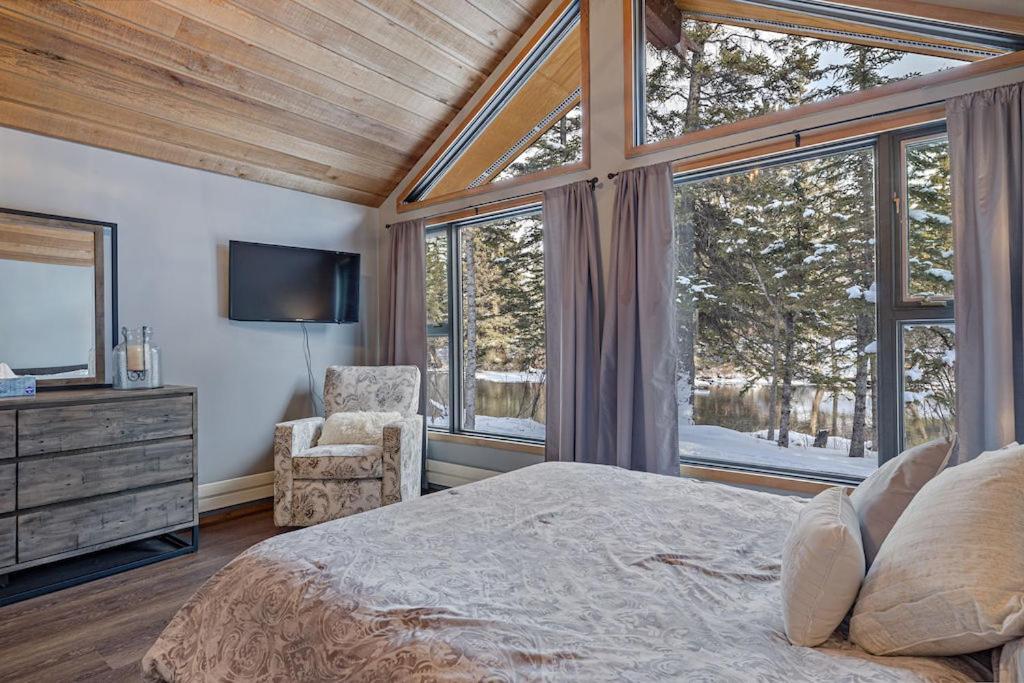 Canmore Cabin By Canadian Rockies Vacation Rentals Exterior photo
