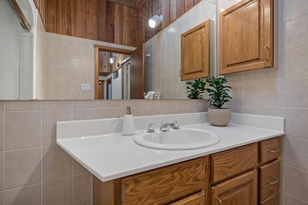 Canmore Cabin By Canadian Rockies Vacation Rentals Exterior photo
